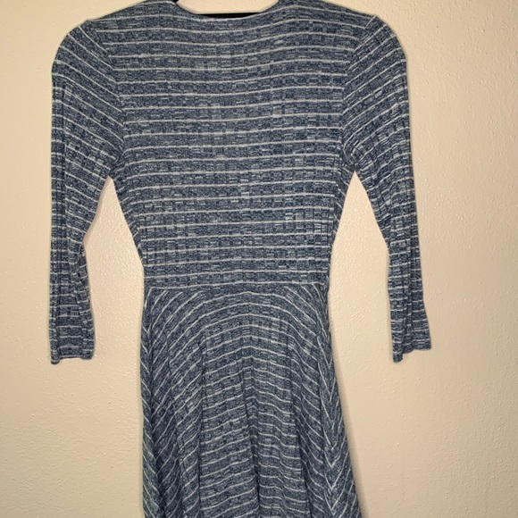 Target Mossimo Long Sleeve Wrap Dress - Picture 4 of 5